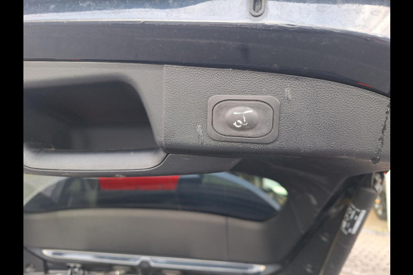 Ford FOCUS Wagon 1.0 EcoBoost Hybrid ST Line X Business | Pano | Trekhaak | Climate | Navi |