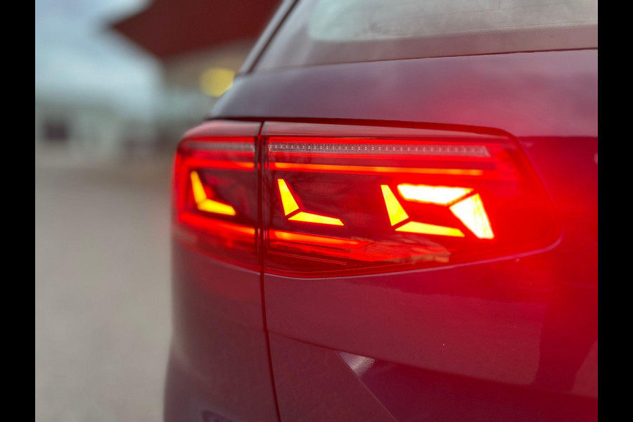 Volkswagen Passat Variant 1.4 TSI PHEV GTE Business | Trekhaak 1.600kg | Matrix LED | Adaptive CC | Climate V+A | Navi |