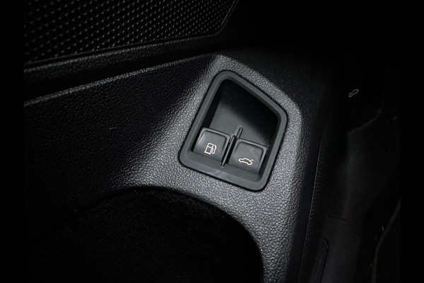 Volkswagen Passat Variant 1.4 TSI PHEV GTE Business | Trekhaak 1.600kg | Matrix LED | Adaptive CC | Climate V+A | Navi |