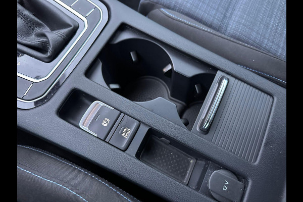 Volkswagen Passat Variant 1.4 TSI PHEV GTE Business | Trekhaak 1.600kg | Matrix LED | Adaptive CC | Climate V+A | Navi |