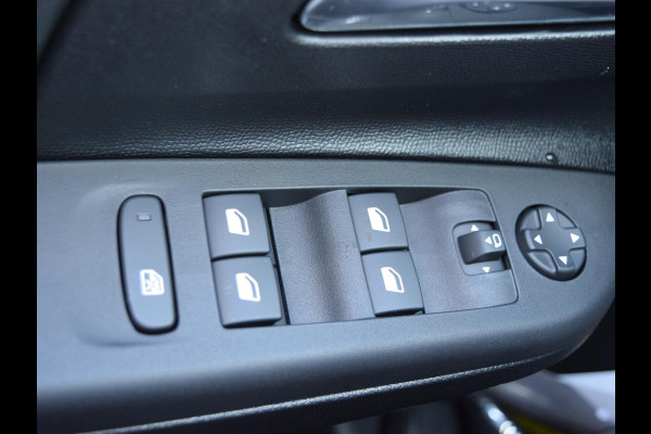 Opel Corsa 1.2 Turbo Hybrid GS | 110 PK |PARKEERSENSOREN MET CAMERA| CLIMATE CONTROL | CRUISE CONTROL | DEMO