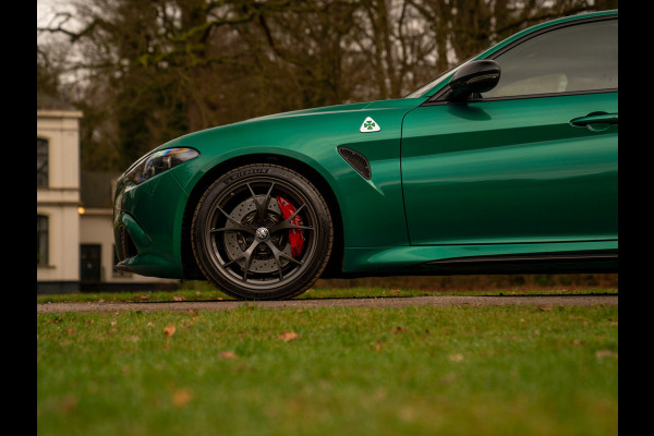 Alfa Romeo Giulia 2.9 V6 Quadrifoglio MY25 | Akrapovic | Carbon stoelen | Harman/Kardon | Facelift | Adapt. cruise