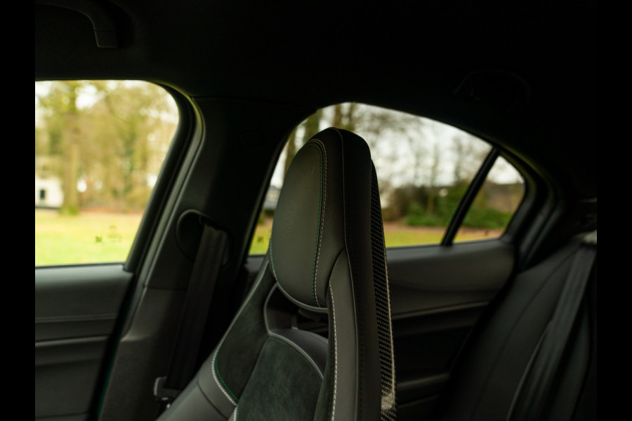 Alfa Romeo Giulia 2.9 V6 Quadrifoglio MY25 | Akrapovic | Carbon stoelen | Harman/Kardon | Facelift | Adapt. cruise