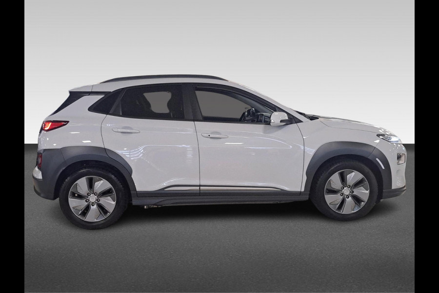 Hyundai Kona EV Premium 64 kWh