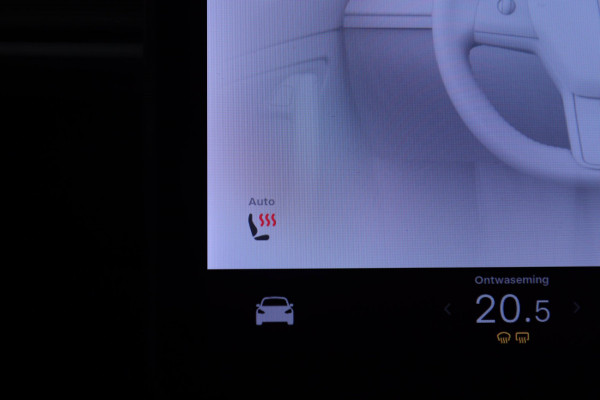 Tesla Model 3 Standard RWD Plus 60 kWh NAP/TREKHAAK/STOELVERWARMIN/VOL