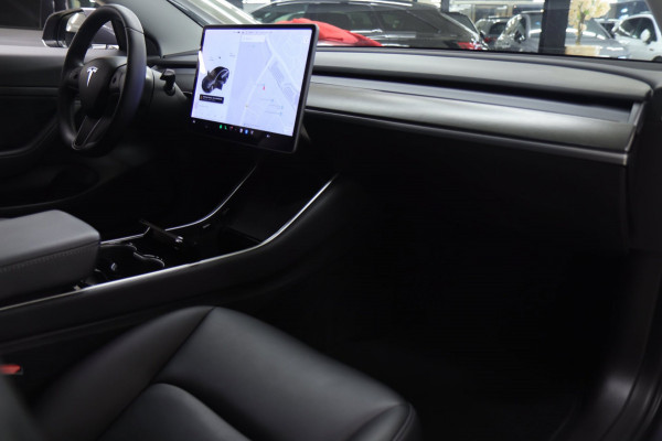 Tesla Model 3 Standard RWD Plus 60 kWh NAP/TREKHAAK/STOELVERWARMIN/VOL