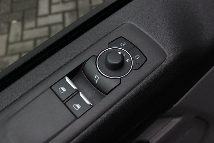 Ford Transit Custom 340 L2H1 Limited 65 kWh 218PK / JB- EDIITON / CAMERA / 328KM RANGE / APPLE CARPLAY /DRIVERS- PACK/FULL OPTIONS