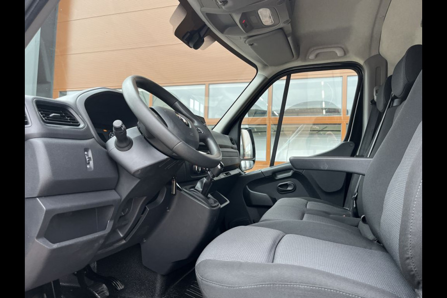 Renault Master T35 2.3 dCi 150pk E6 L2H2 Energy BPM Vrij! Lease €346 p/m, Navi, Camera, PDC, Led, Airco, Trekhaak, Cruise controle, Onderhoudshistorie aanwezig