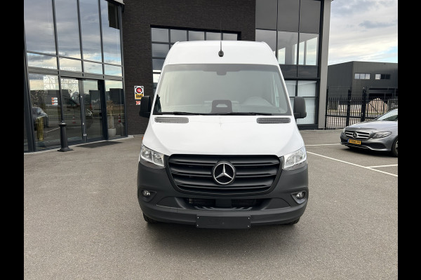 Mercedes-Benz Sprinter 317 CDI L2 H2 Pro Facelift / MBUX / Navigatie / Camera / Cruise control / Airco / 270 Graden achterdeuren