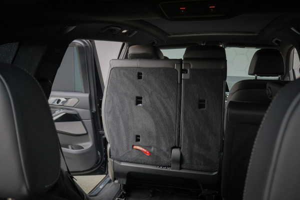 BMW X7 xDrive40i High Executive | 7 ZITS | SKYLOUNGE | ADAPTIVE | LASERLIGHTS | NAPA LEER | TREKHAAK | STOEL & STUURVERWARMING | PRIVAC