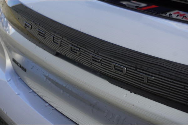 Peugeot 208 100PK Allure Pack AUTOMAAT | NAVI | LUXE