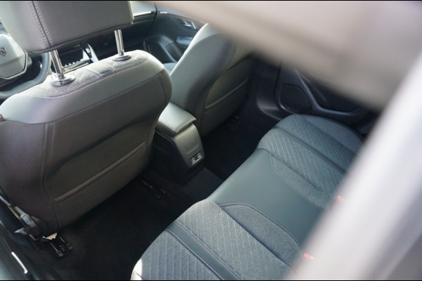 Peugeot 208 100PK Allure Pack AUTOMAAT | NAVI | LUXE