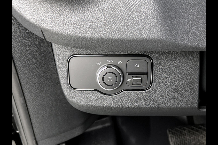 Mercedes-Benz Sprinter 317 1.9 CDI L3H2 Select Navigatie 3500kg trekhaak Stoel en stuurverwarming Parkeerpakket Betimmering