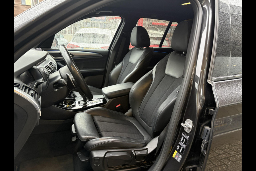 BMW X3 xDrive30e M Sport Plug-in Hybride | PHEV | Elek. Trekhaak | 20 inch | M pakket | Stoelverwarming | Shadowline Exterior | Adaptive Led verlichting | Hifi | Volledig digitaal instrumentenpaneel