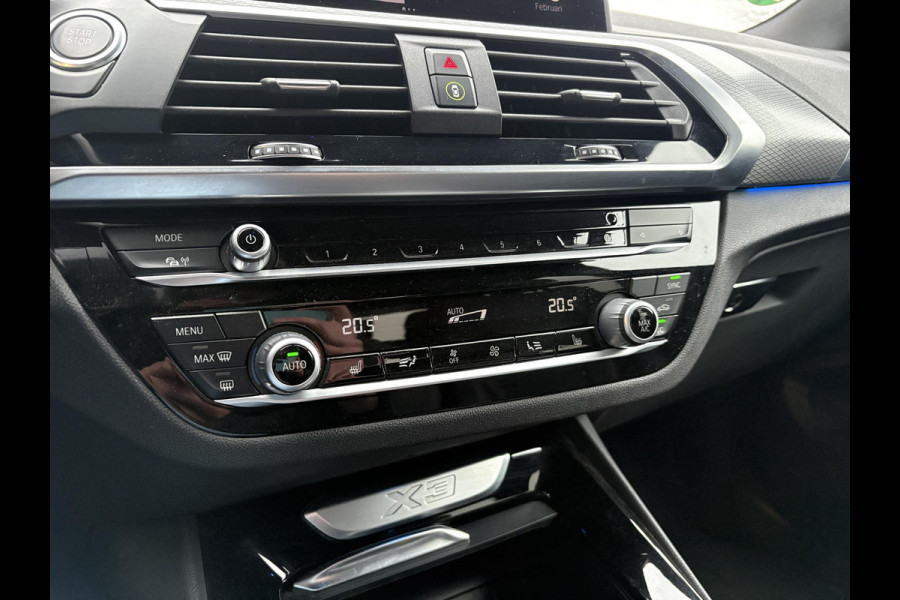 BMW X3 xDrive30e M Sport Plug-in Hybride | PHEV | Elek. Trekhaak | 20 inch | M pakket | Stoelverwarming | Shadowline Exterior | Adaptive Led verlichting | Hifi | Volledig digitaal instrumentenpaneel