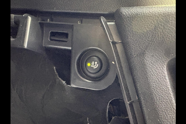 BMW X3 xDrive30e M Sport Plug-in Hybride | PHEV | Elek. Trekhaak | 20 inch | M pakket | Stoelverwarming | Shadowline Exterior | Adaptive Led verlichting | Hifi | Volledig digitaal instrumentenpaneel