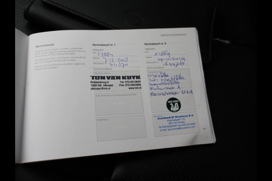 Volvo XC90 2.0 D4 190 PK AWD AUT. 7-PERS. + CARPLAY | TREKHAAK 1800 KG | ADAPTIVE CRUISE | LEDER | 20 INCH | STOELVERW.