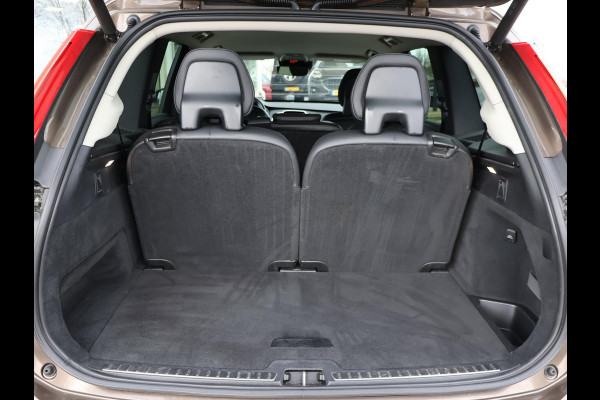 Volvo XC90 2.0 D4 190 PK AWD AUT. 7-PERS. + CARPLAY | TREKHAAK 1800 KG | ADAPTIVE CRUISE | LEDER | 20 INCH | STOELVERW.