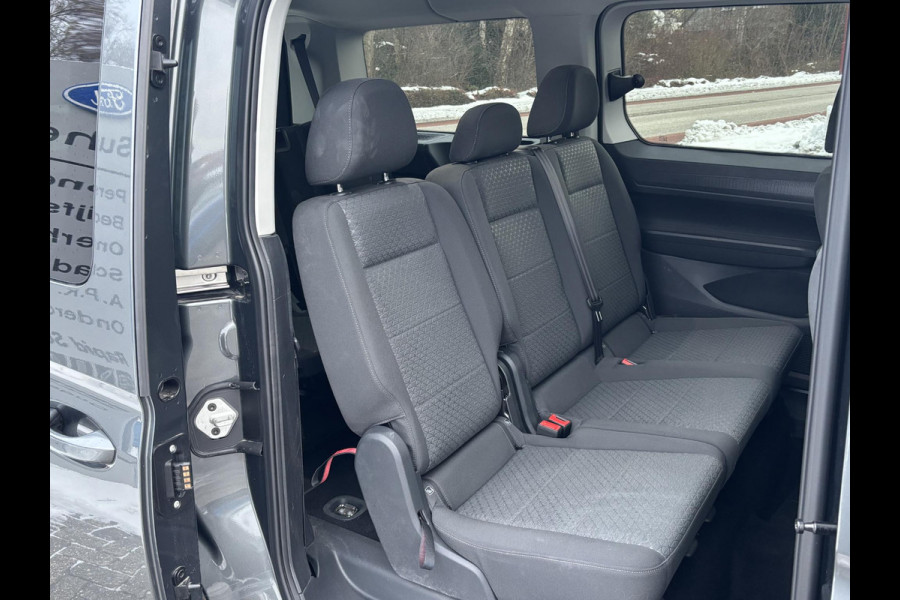 Ford Tourneo Connect 1.5 EcoBoost PHEV L2 Limited 150pk  | 7 persoons | Achteruitrijcamera | Navigatiesysteem