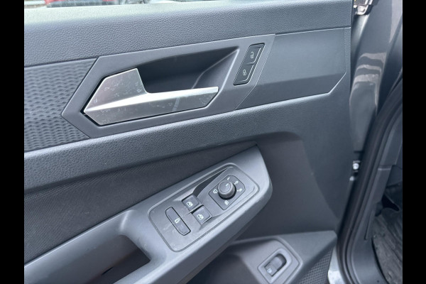 Ford Tourneo Connect 1.5 EcoBoost PHEV L2 Limited 150pk  | 7 persoons | Achteruitrijcamera | Navigatiesysteem