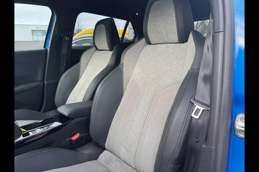 Peugeot e-2008 EV Allure 50 kWh 136pk Stoelverwarming