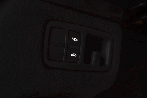 Lamborghini Urus 4.0 V8 HUD Leder Ceramic B&O 360° Massage ACC Alcantara hemel Elektr. achterklep Elektr. verstelbare stoelen met memory Stoel & Stuurverwarming Navi PDC Climate LM velgen