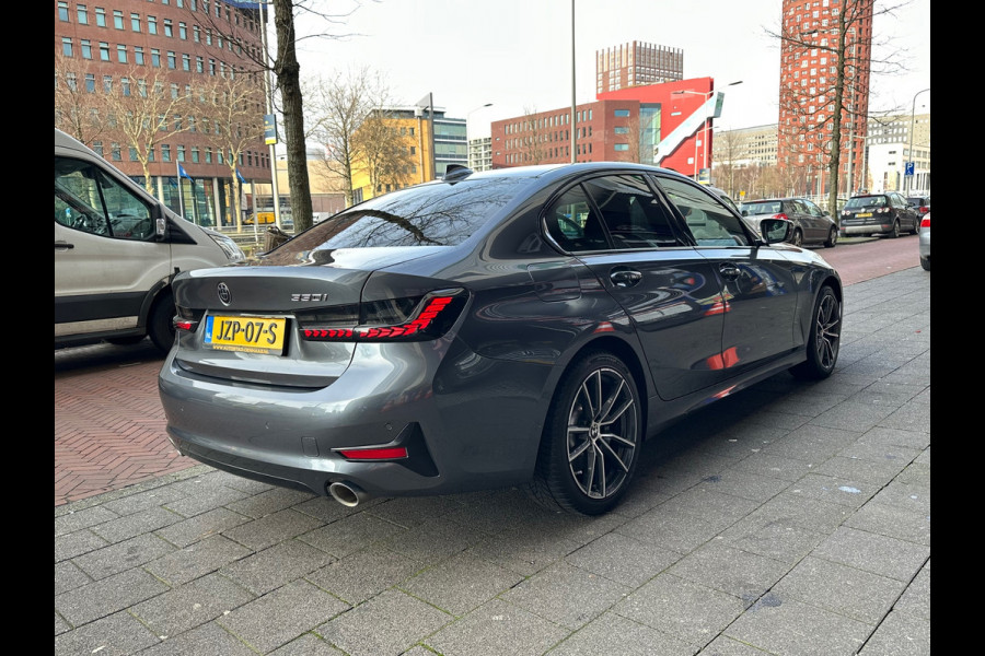 BMW 3-serie 330i High Executive Aut Leer Navi Carplay