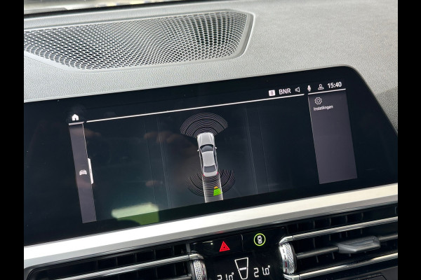 BMW 3-serie 330i High Executive Aut Leer Navi Carplay