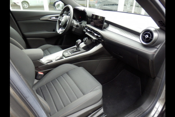 Alfa Romeo Tonale 1.3T PHEV Ti 280 pk. I Hybride I Camera I Adapt. cruise contr. I