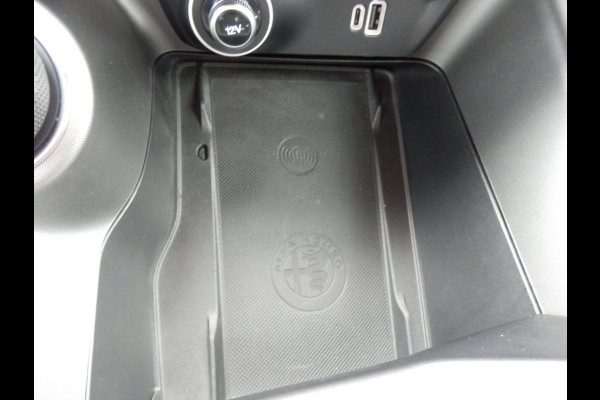 Alfa Romeo Tonale 1.3T PHEV Ti 280 pk. I Hybride I Camera I Adapt. cruise contr. I