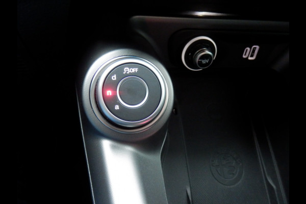 Alfa Romeo Tonale 1.3T PHEV Ti 280 pk. I Hybride I Camera I Adapt. cruise contr. I