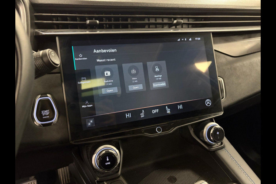 Lynk & Co 01 1.5*PHEV*1 Jaar Bovag Garantie*261pk Pano-Schuifdak Lmv 20" 360°Ca