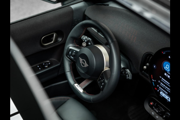 MINI Cooper C John Cooper Works M | Head-up | JCW | Stuurverwarming |Carplay | Stoelverwarming |