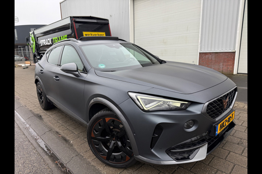 CUPRA Formentor 1.4 e-Hybrid VZ 2022 PERFORMANCE COPPER PANO ACC LEDER LUXE