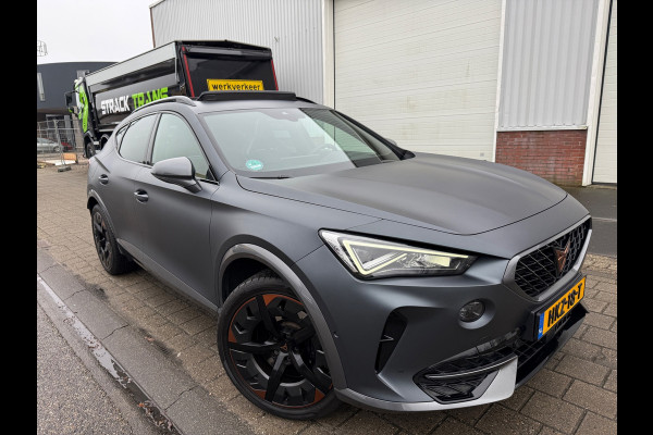 CUPRA Formentor 1.4 e-Hybrid VZ 2022 PERFORMANCE COPPER PANO ACC LEDER LUXE