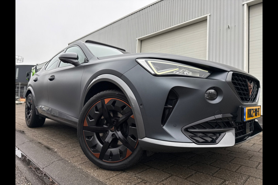 CUPRA Formentor 1.4 e-Hybrid VZ 2022 PERFORMANCE COPPER PANO ACC LEDER LUXE