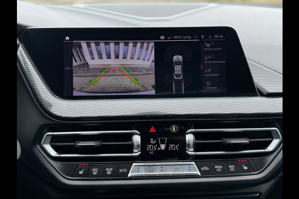 BMW 2 Serie Gran Coupé 218i High Executive, panoramadak, M sport interieur, camera, stoelverwarming, vele opties, NL auto met nap