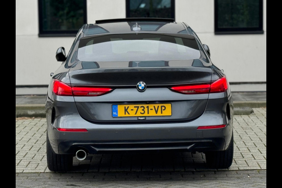 BMW 2 Serie Gran Coupé 218i High Executive, panoramadak, M sport interieur, camera, stoelverwarming, vele opties, NL auto met nap