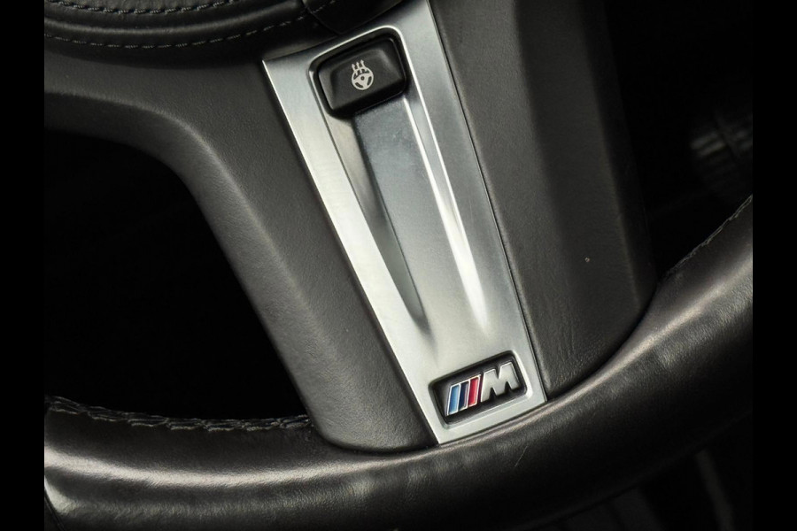 BMW 2 Serie Gran Coupé 218i High Executive, panoramadak, M sport interieur, camera, stoelverwarming, vele opties, NL auto met nap