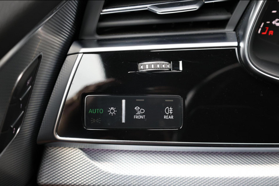 Audi Q8 55 TFSI e quattro S-line BTW/MATRIX+LED/VIRTUAL/SFEER/PANO/LEER+S.VERWARMING+VERKOELING/22"LMV/360/ACC/ECC/12 MDN GARANTIE