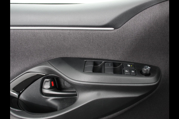 Toyota Yaris 1.5 Hybrid Dynamic Automaat | Climate control | Cruise control adaptieve | LED | Achteruitrijcamera | Lane assist | Apple Carplay/ Android Auto | Camera