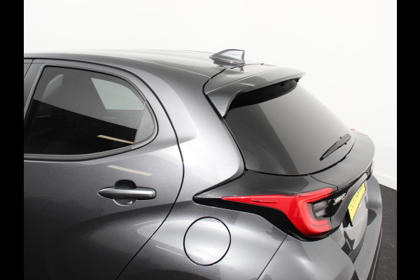 Toyota Yaris 1.5 Hybrid Dynamic Automaat | Climate control | Cruise control adaptieve | LED | Achteruitrijcamera | Lane assist | Apple Carplay/ Android Auto | Camera