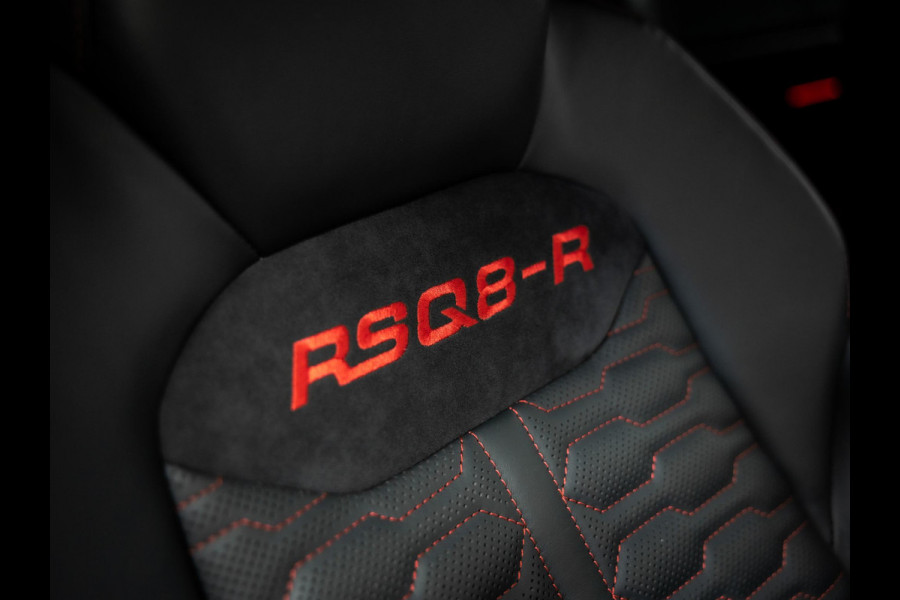 Audi RSQ8 4.0 TFSI quattro ABT audi exclusive kleur | ABT-R | Full Carbon | Massage | Head-Up |  BTW auto |