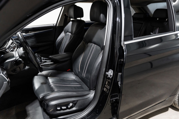 BMW 5 Serie Touring 520i High Executive NAP PDC Leder Dealer OH