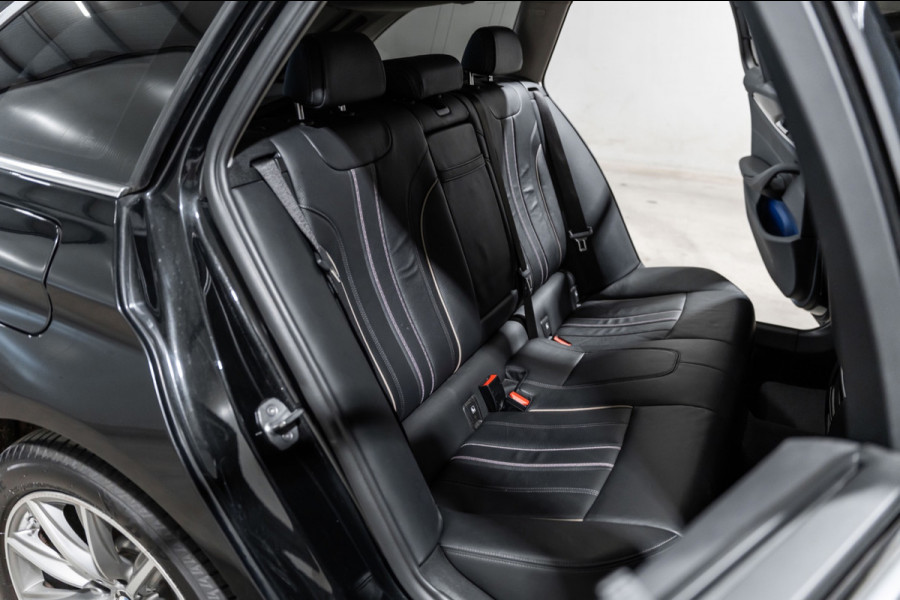 BMW 5 Serie Touring 520i High Executive NAP PDC Leder Dealer OH