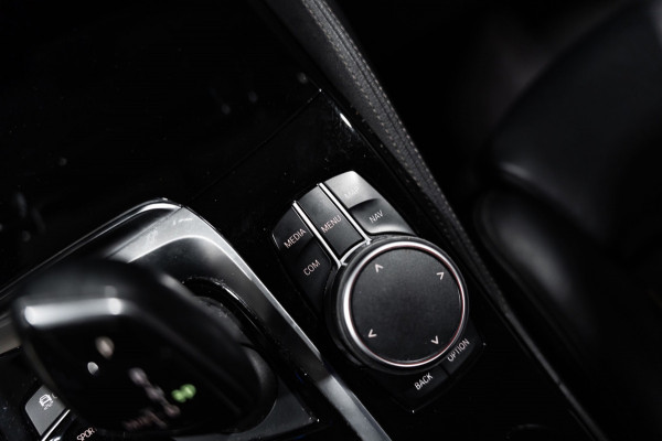 BMW 5 Serie Touring 520i High Executive NAP PDC Leder Dealer OH