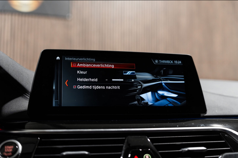 BMW 5 Serie Touring 520i High Executive NAP PDC Leder Dealer OH