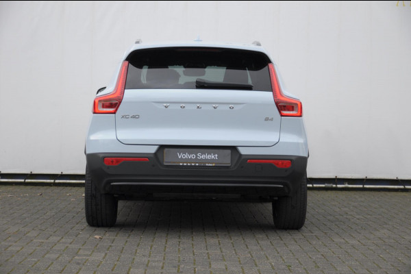 Volvo XC40 B4 211PK Automaat Plus Dark / Adaptive cruise control / Elektrische stoelen / Harman Kardon audio / Pilot assist / BLIS / Stoel en stuur verwarming / Elektrische achterklep / Parkeersensoren met camera / Google infotainment