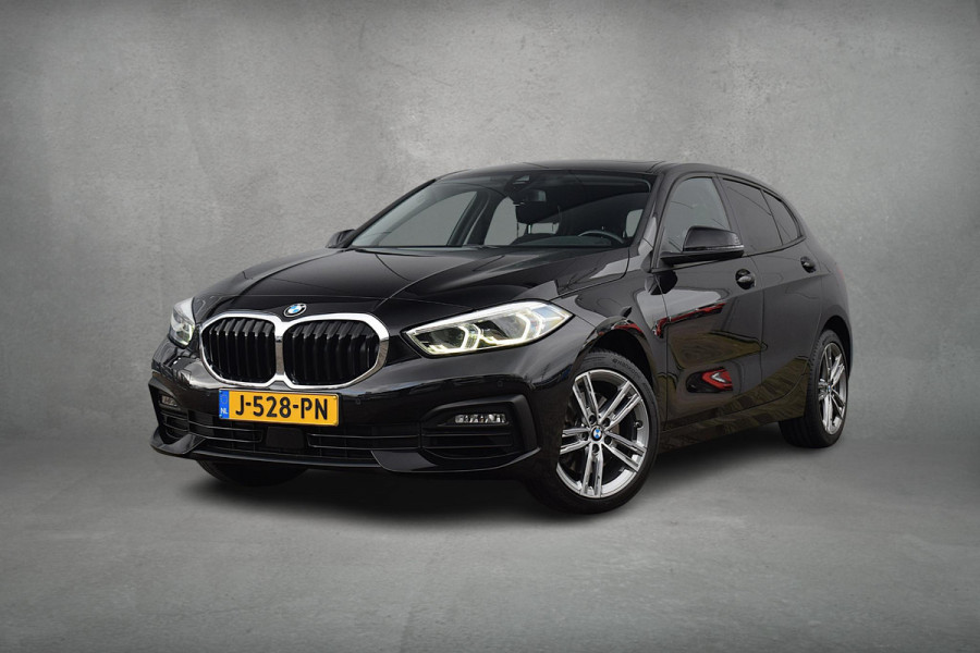 BMW 1-serie 118i Executive Edition | Pano | Apple CarPlay | LED | Virtual