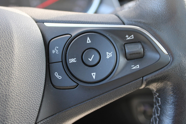 Opel Crossland 1.2 Turbo Ultimate | Trekhaak | Head-up | Panoramadak | Camera | Navigatie